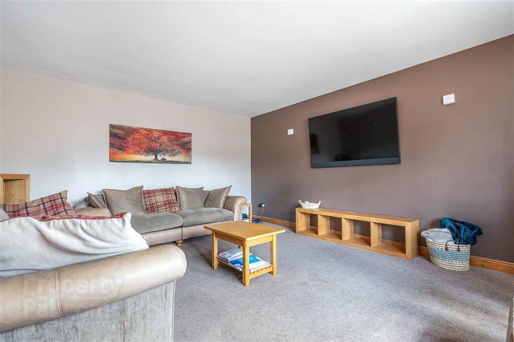 2 Orchard Way 6 of 37