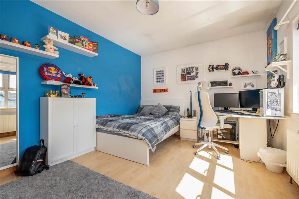 2 Orchard Way 27 of 37