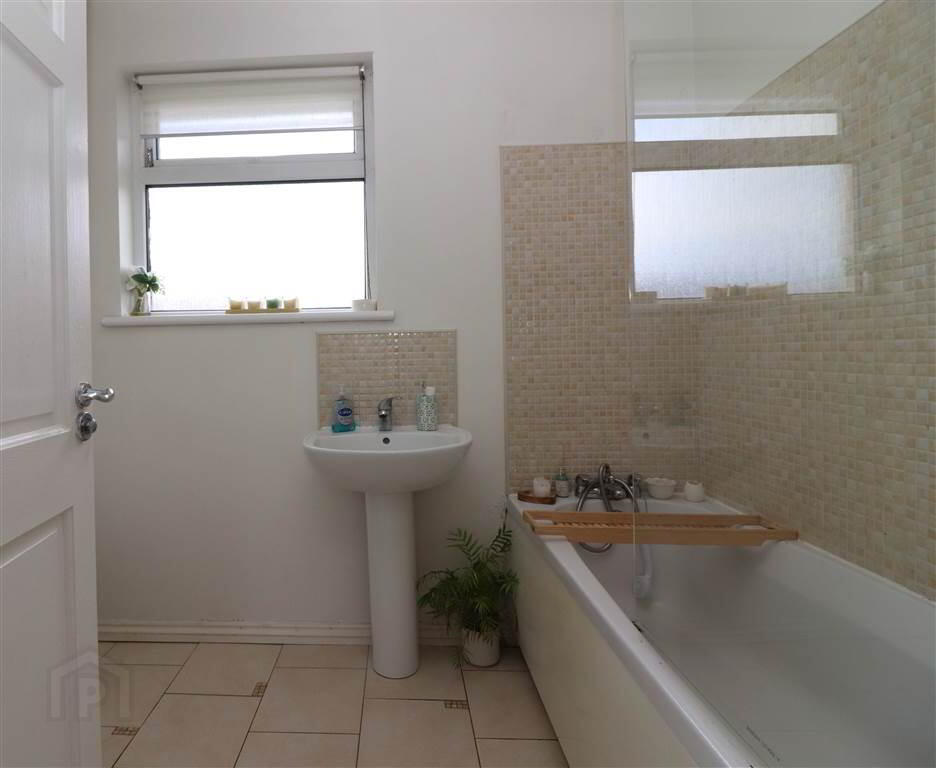 11 Richmond Avenue 10 of 11