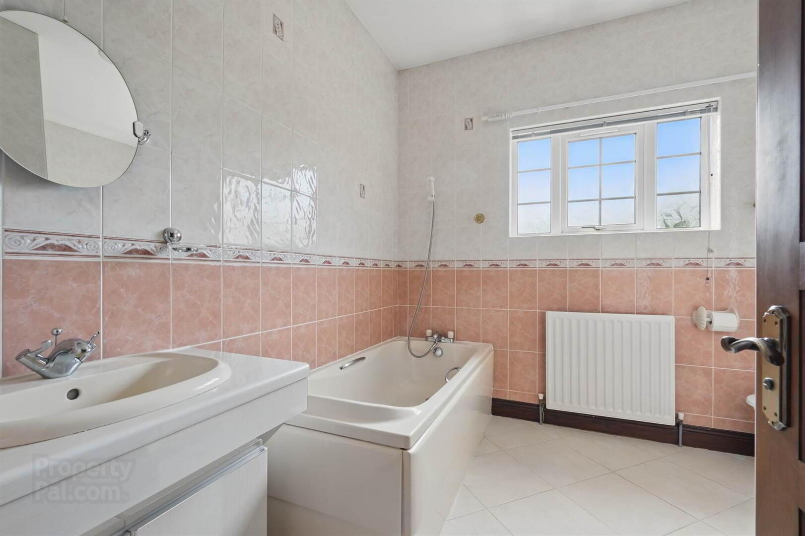 28 Abbeydene Manor 23 of 26