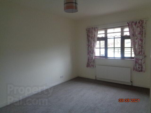 245 Moorfields Road 7 of 10