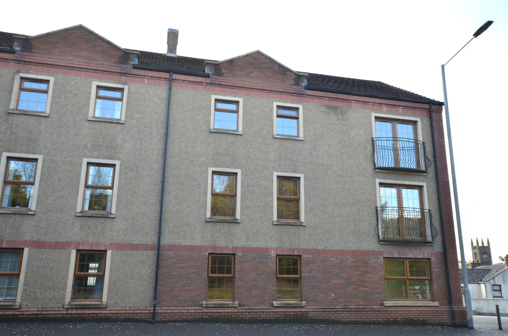 4 Broomhill Court 3 of 11