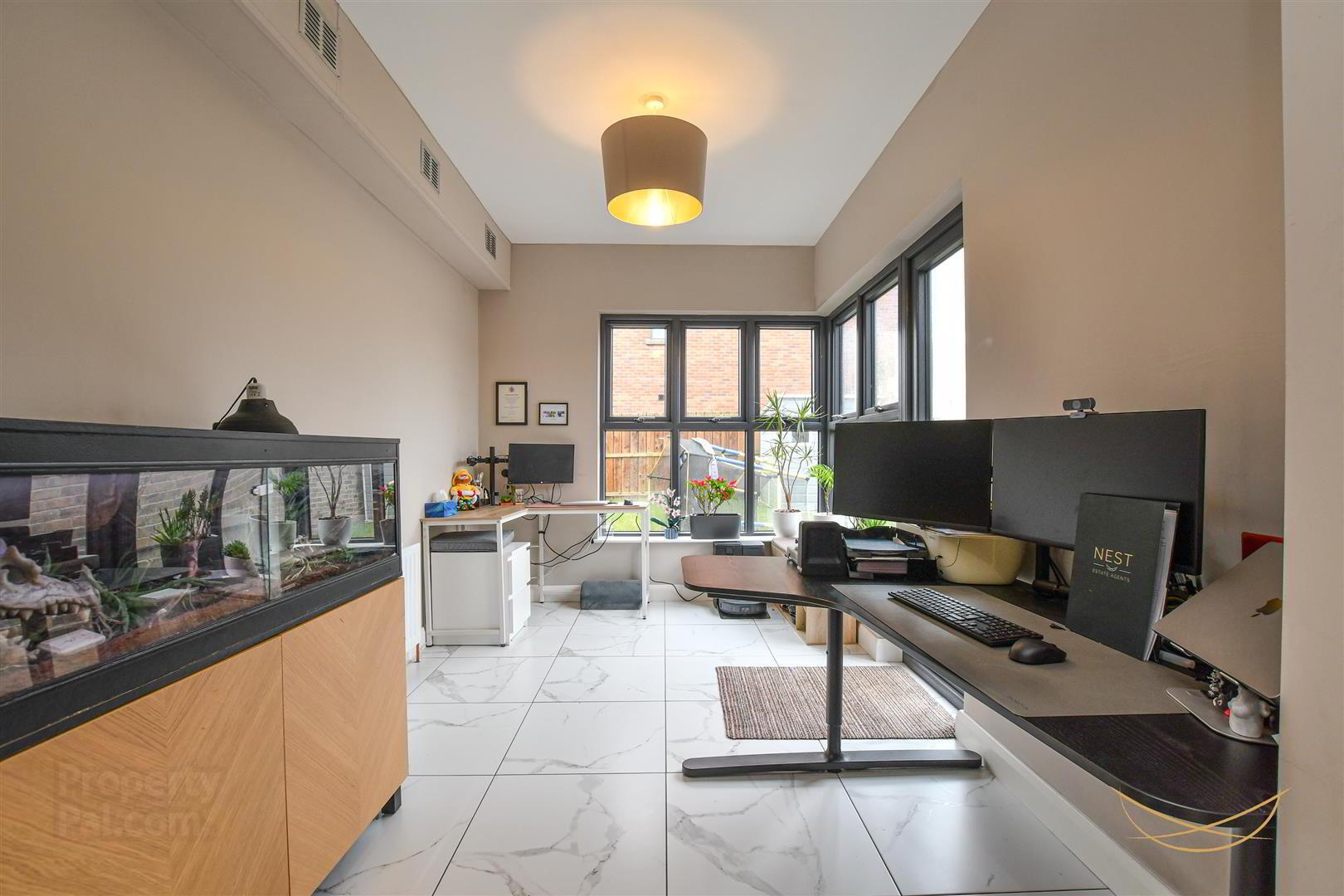 8 Hansons Hall Lane 18 of 39