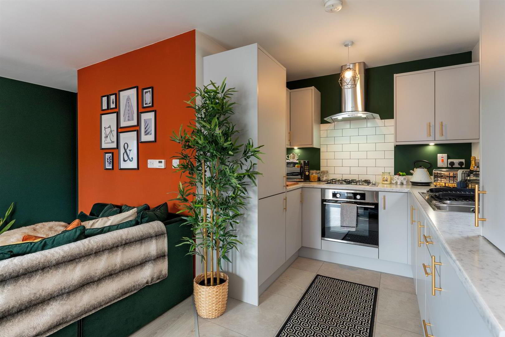Apt, 30 Faulkner Road 12 of 19