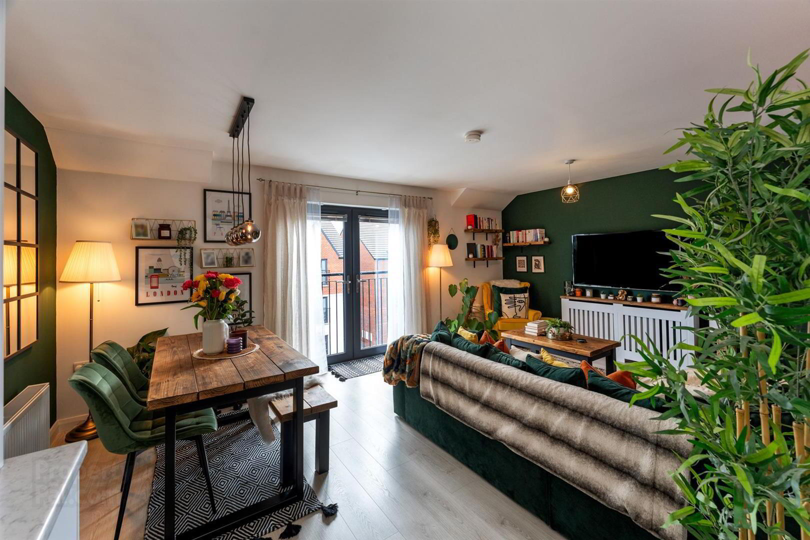 Apt, 30 Faulkner Road 11 of 19