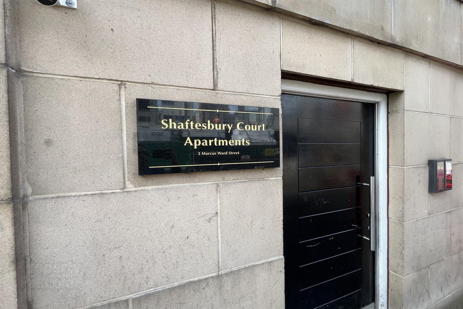 Apt 3, Shaftesbury Court 3 of 13