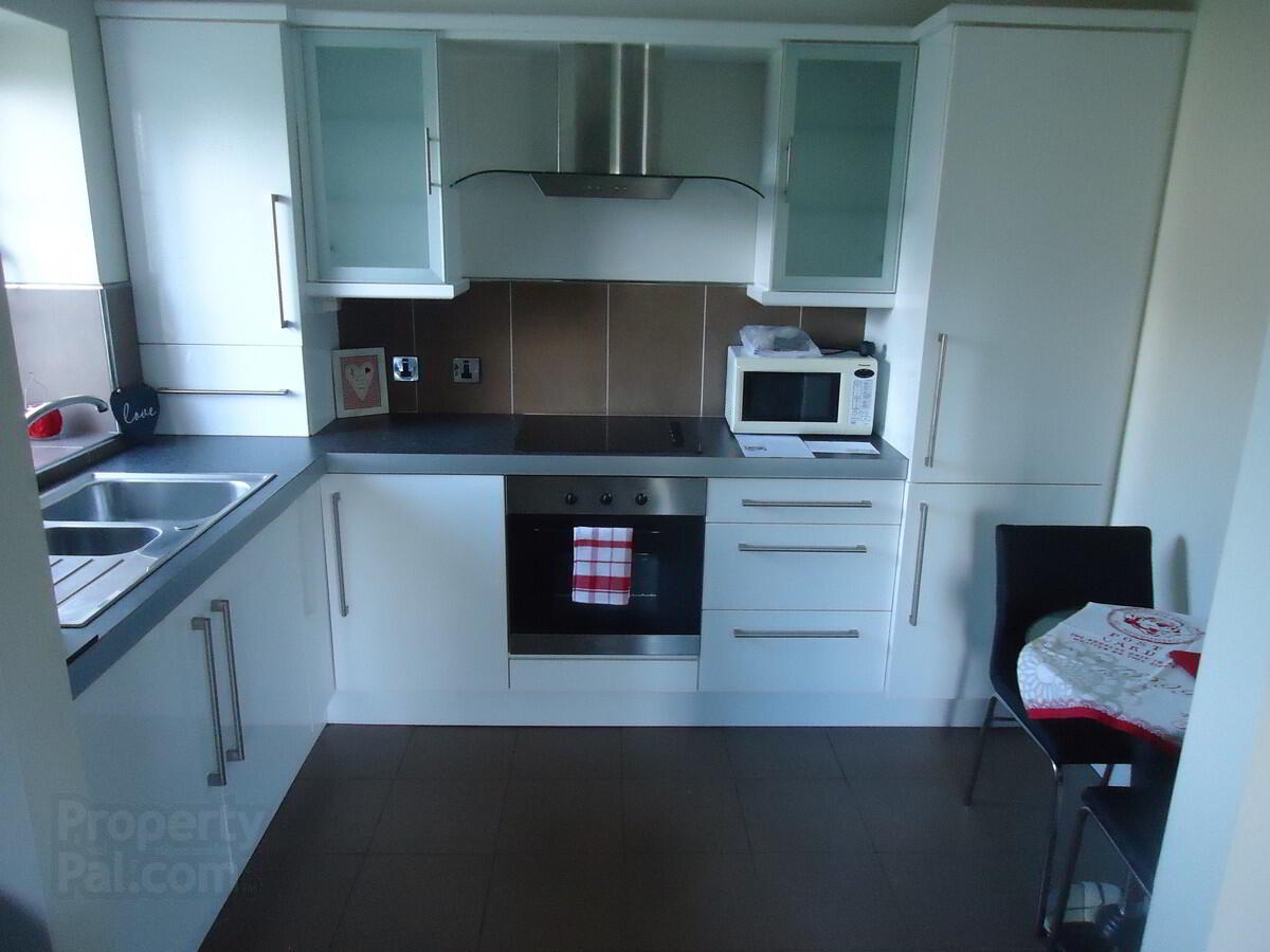 6 Devenish Manor 4 of 8