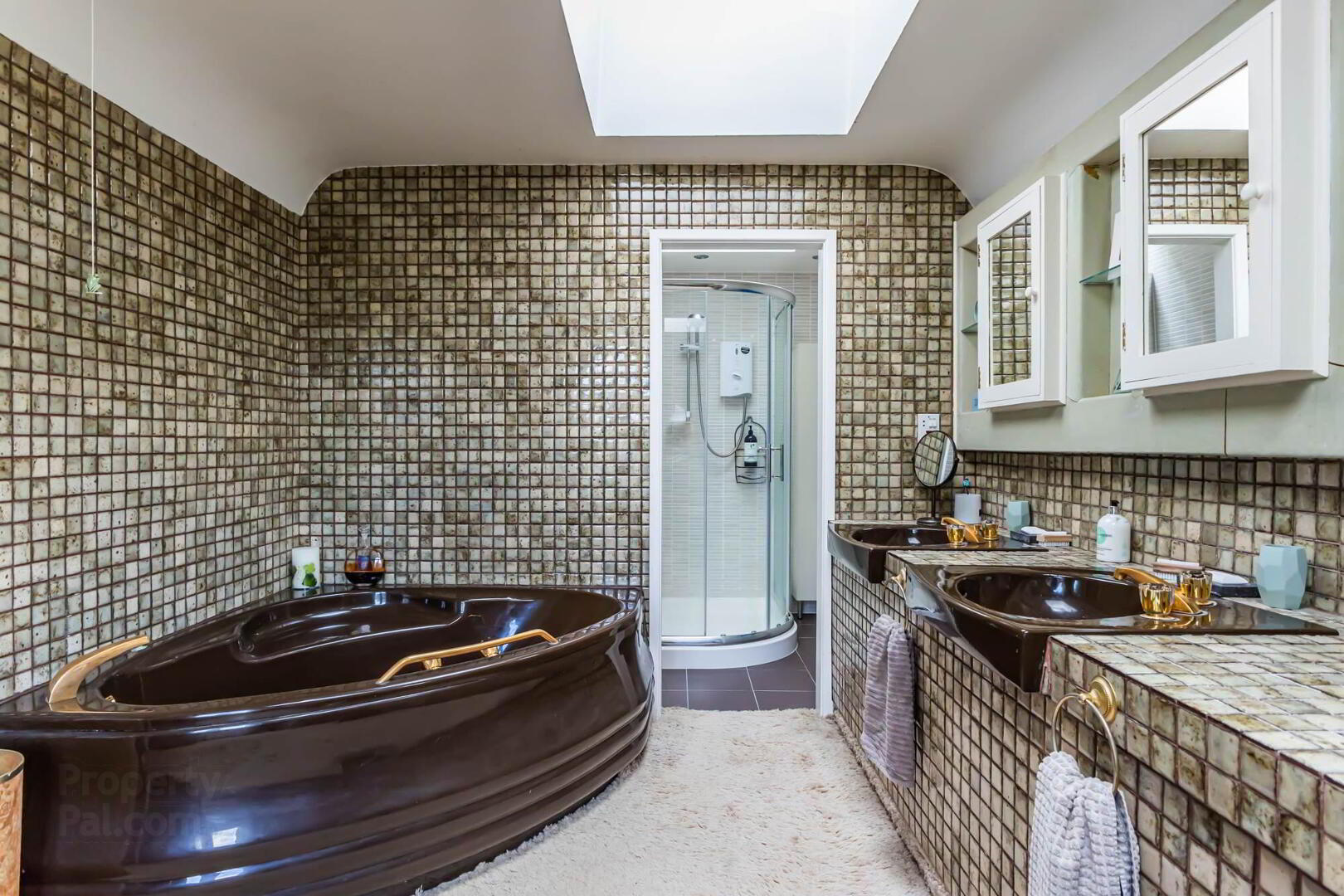 Riverview House, 13 Dagger Road 16 of 32