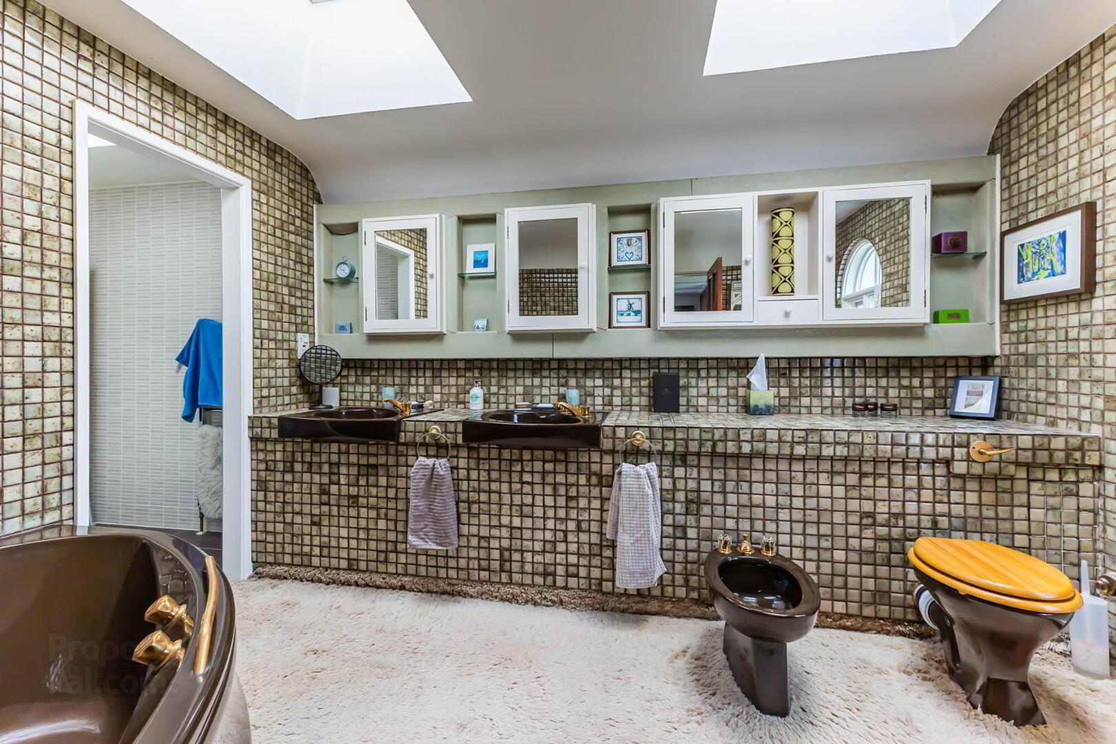 Riverview House, 13 Dagger Road 15 of 32