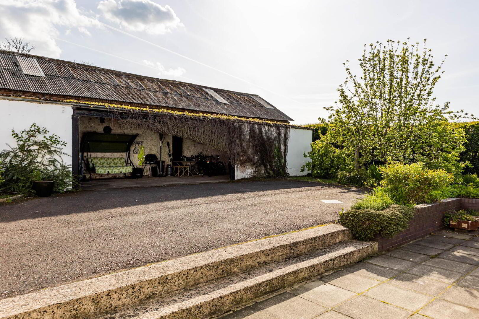 Riverview House, 13 Dagger Road 27 of 32