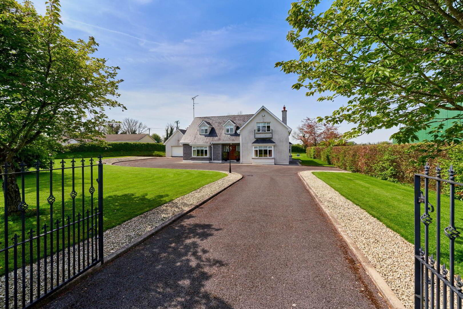 property description image