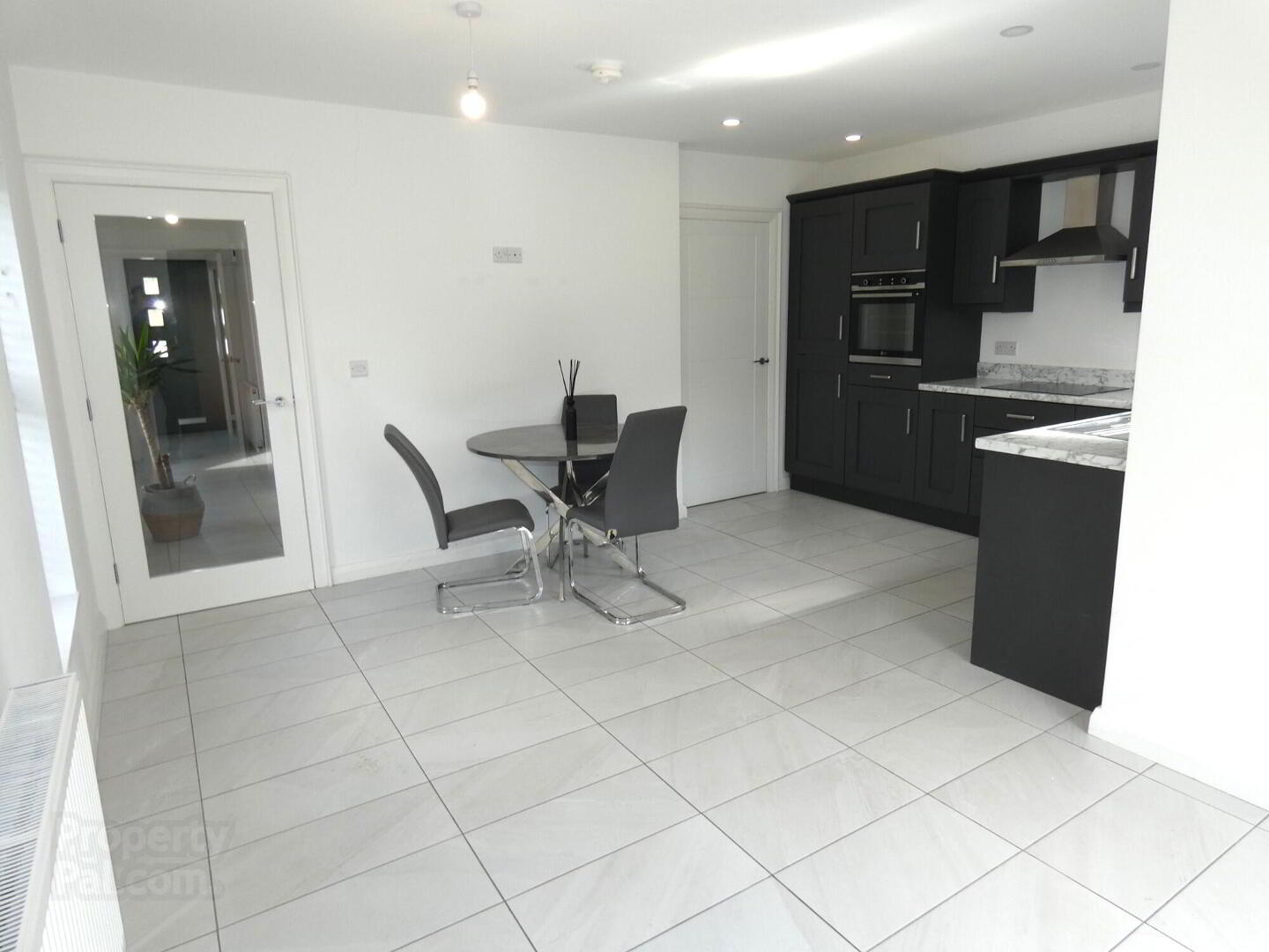 3 Millbrooke Avenue 8 of 31