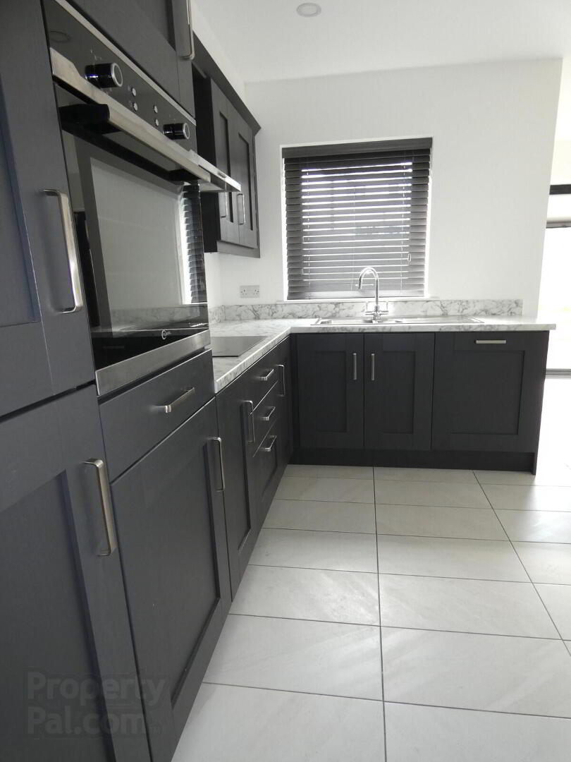 3 Millbrooke Avenue 13 of 31