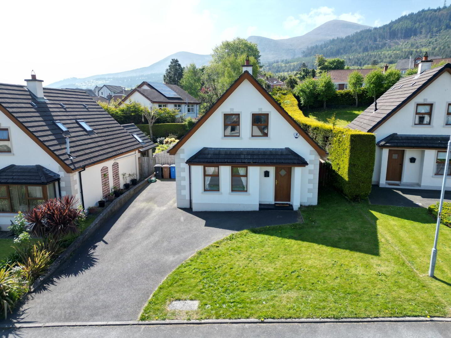 3 Tullybrannigan Crescent 3 of 21