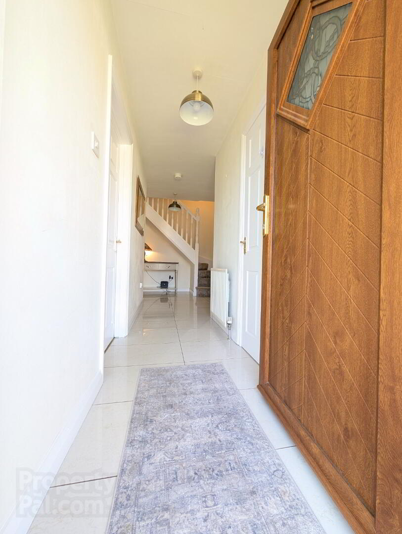 3 Tullybrannigan Crescent 4 of 21