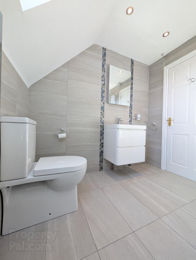 3 Tullybrannigan Crescent 15 of 21
