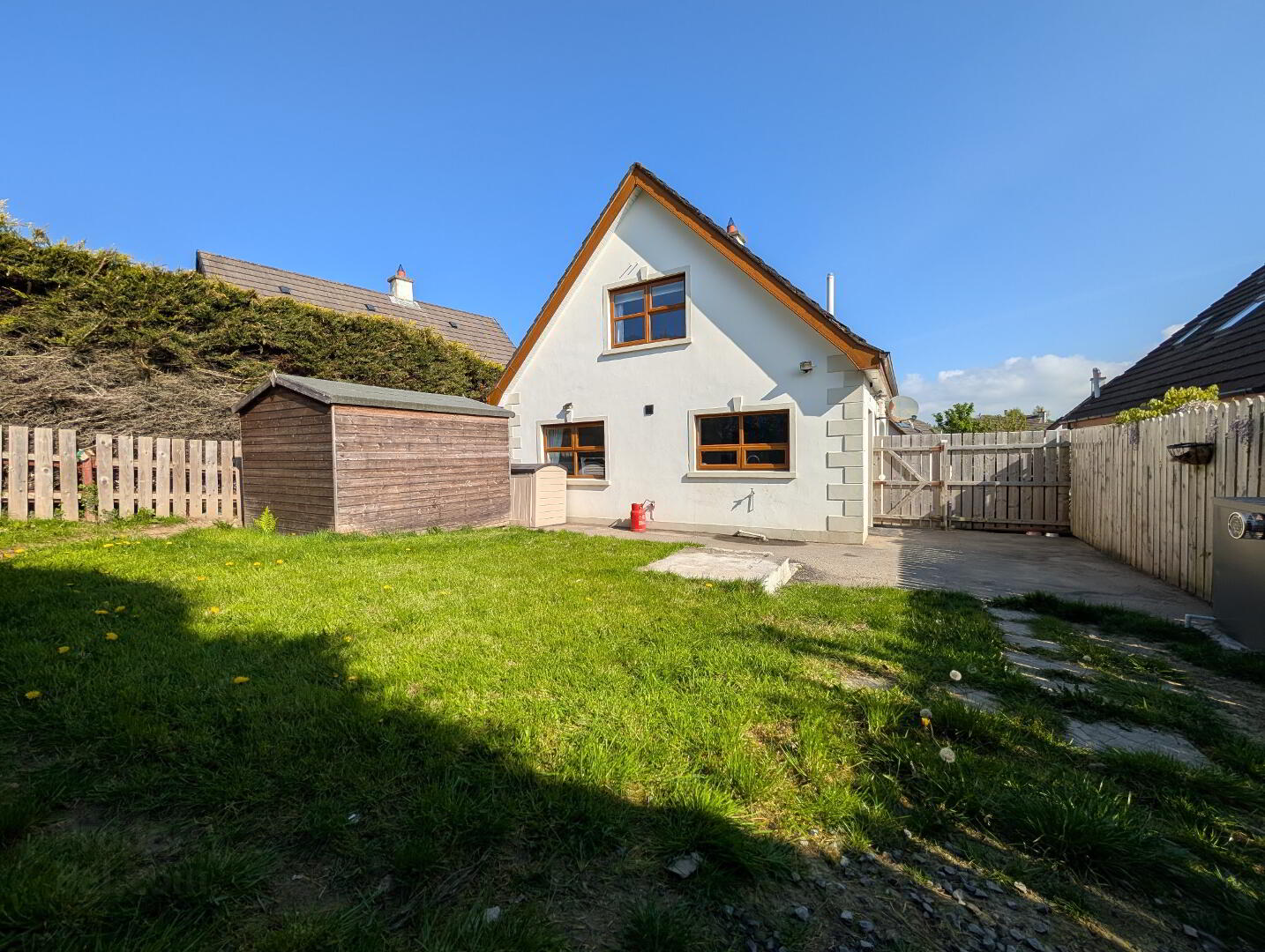 3 Tullybrannigan Crescent 18 of 21