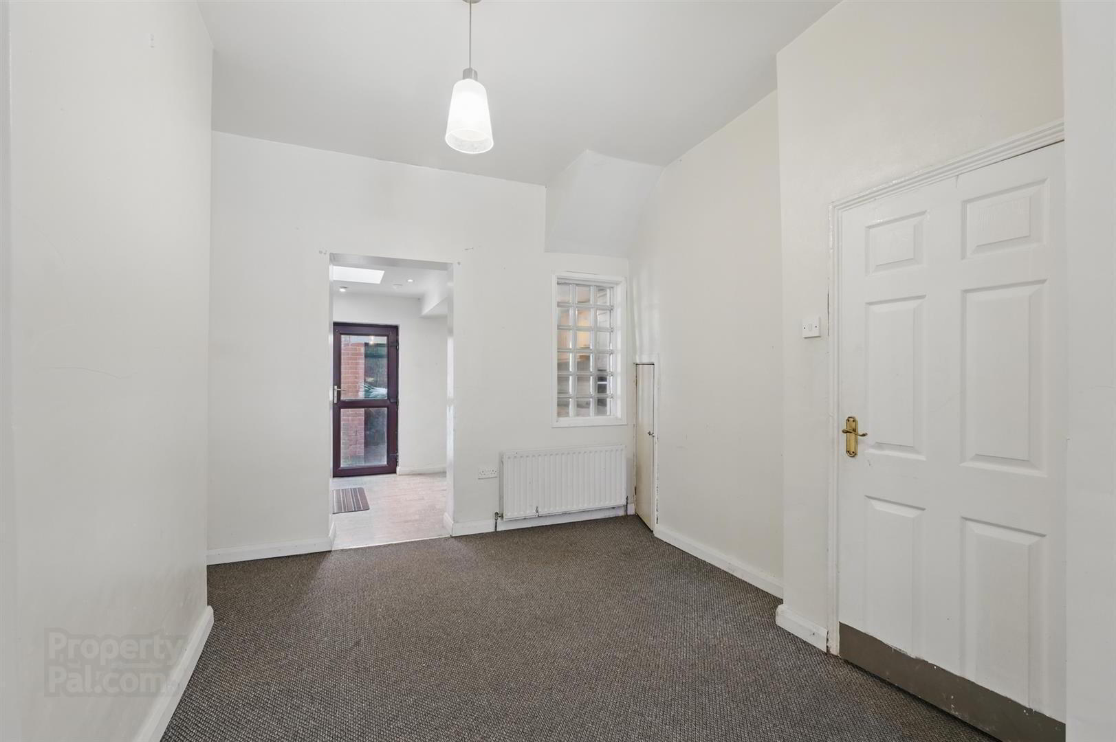 16 Pandora Street 4 of 12
