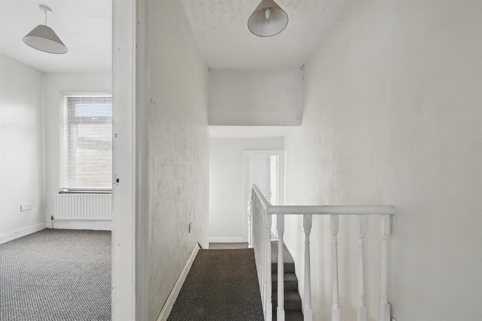 16 Pandora Street 8 of 12
