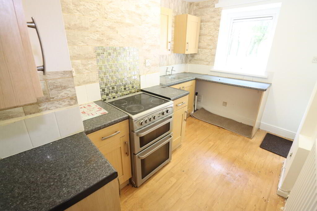 122 Annadale Flats 4 of 15