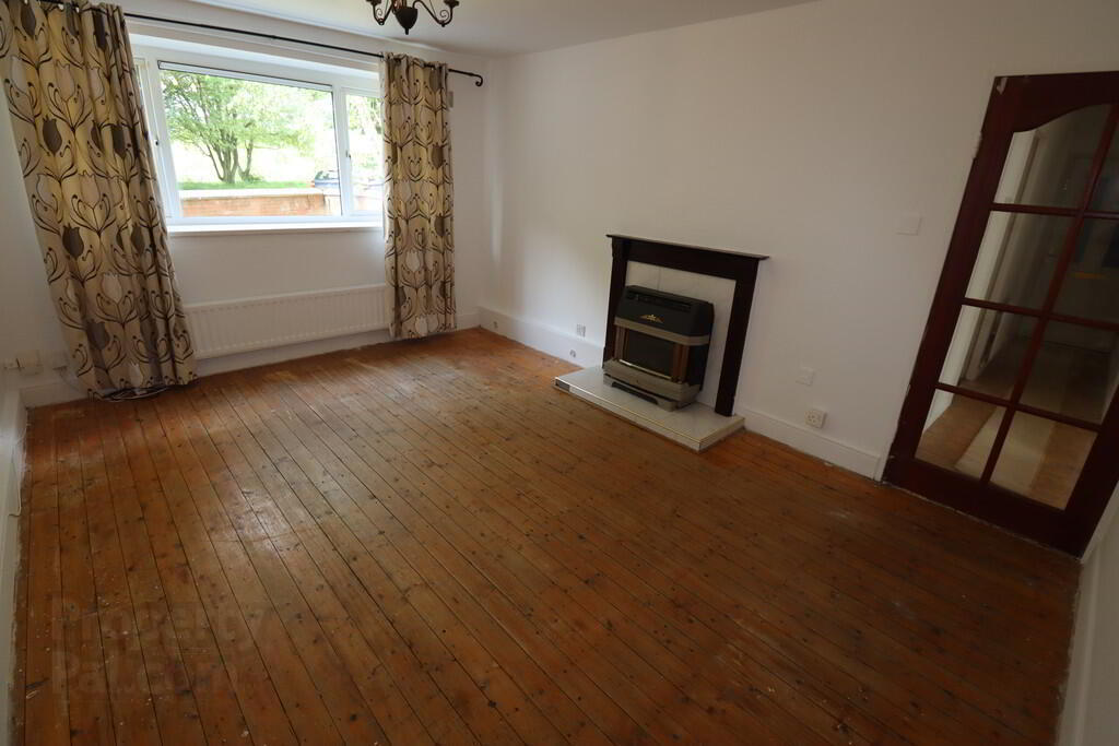 122 Annadale Flats 3 of 15