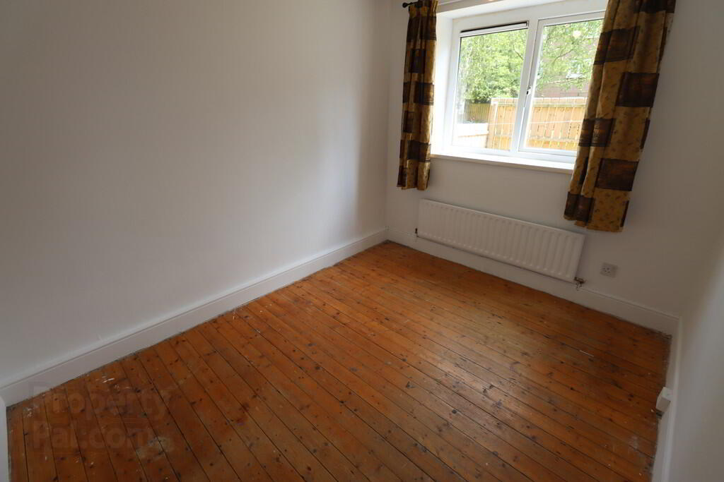 122 Annadale Flats 9 of 15