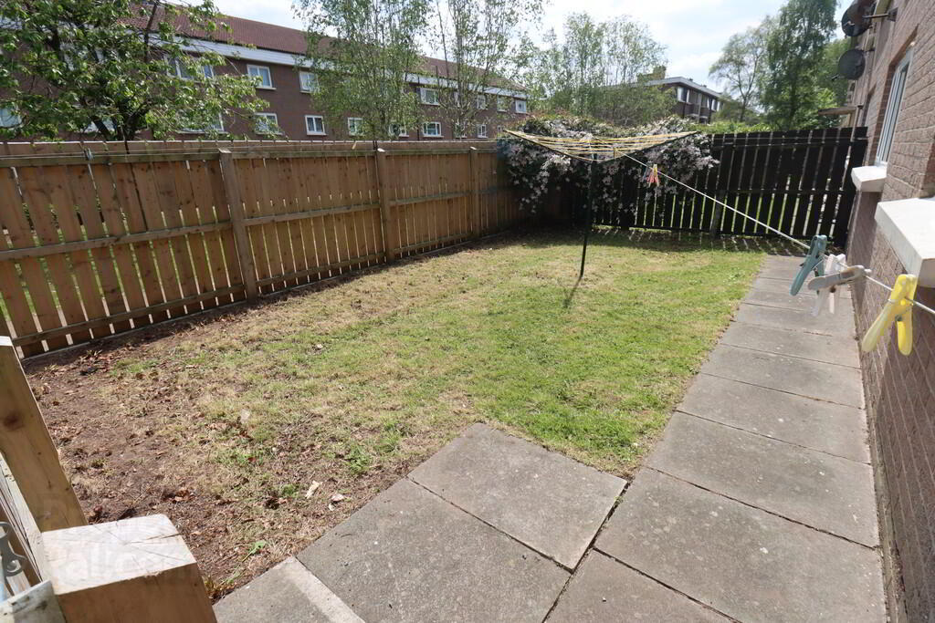 122 Annadale Flats 12 of 15