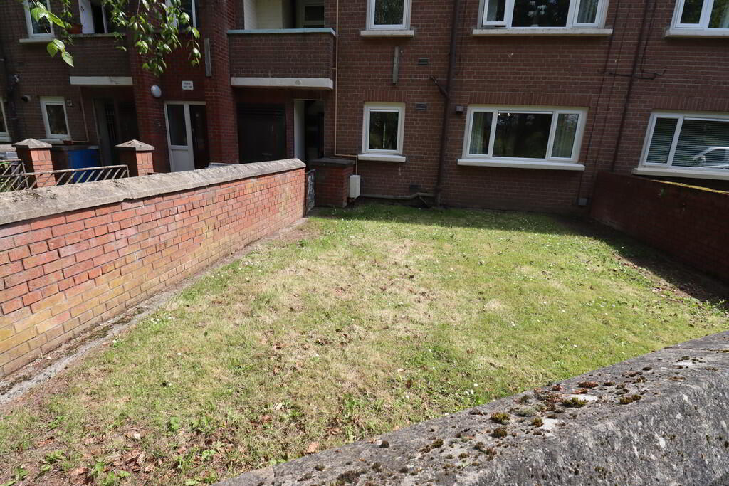 122 Annadale Flats 13 of 15