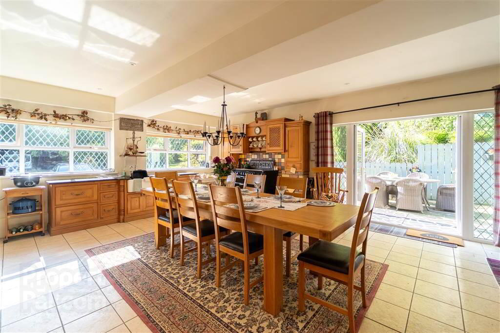 535 Belfast Road 14 of 51