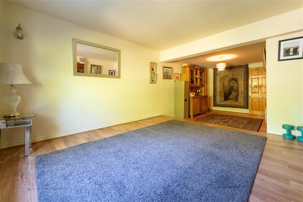 535 Belfast Road 27 of 51
