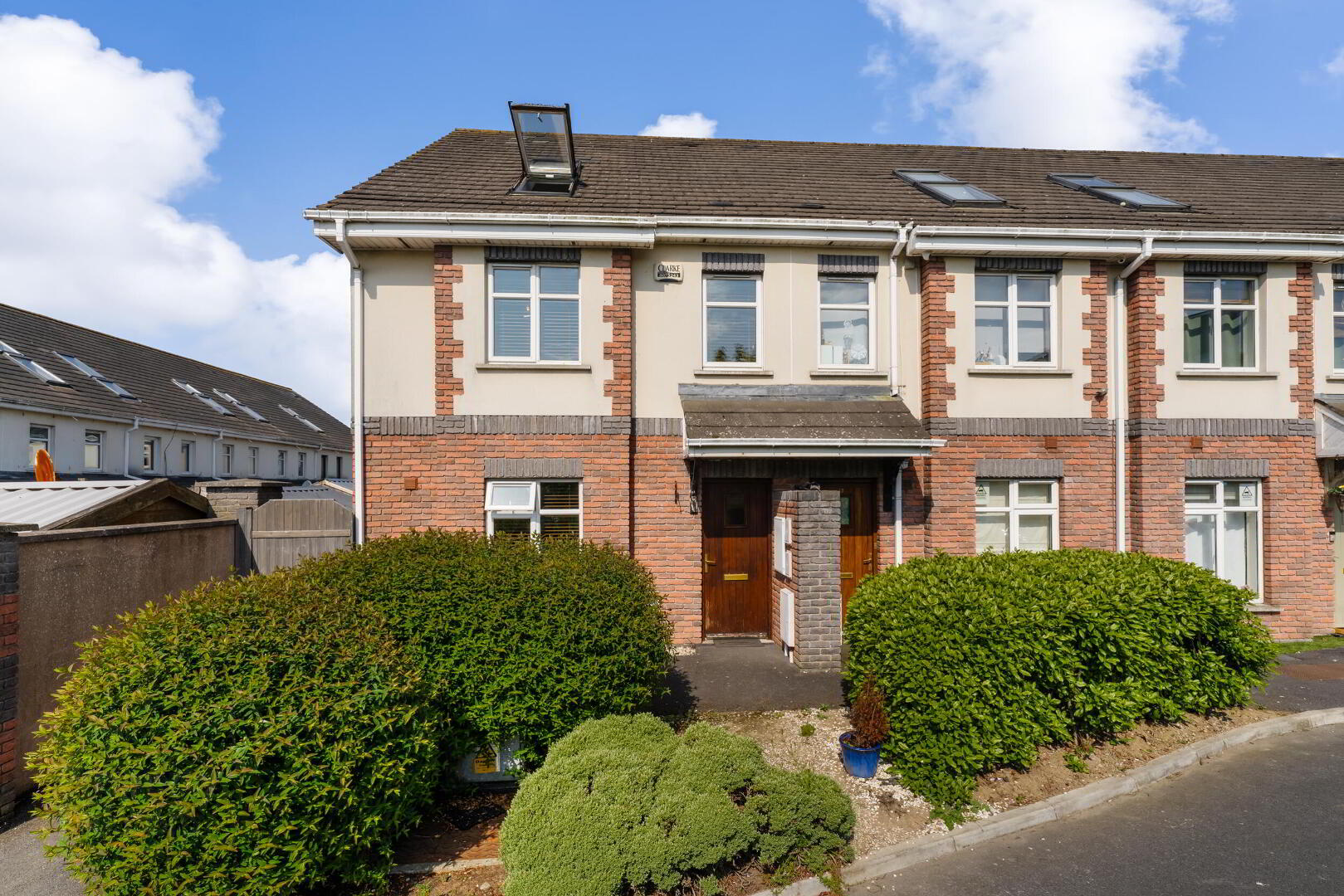 12 Seagrave Rise 1 of 29