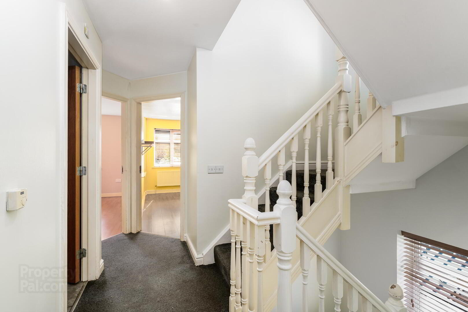 12 Seagrave Rise 11 of 29