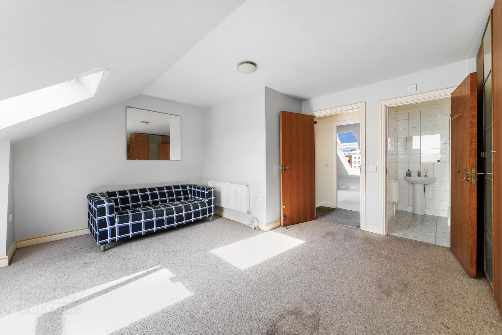 12 Seagrave Rise 20 of 29