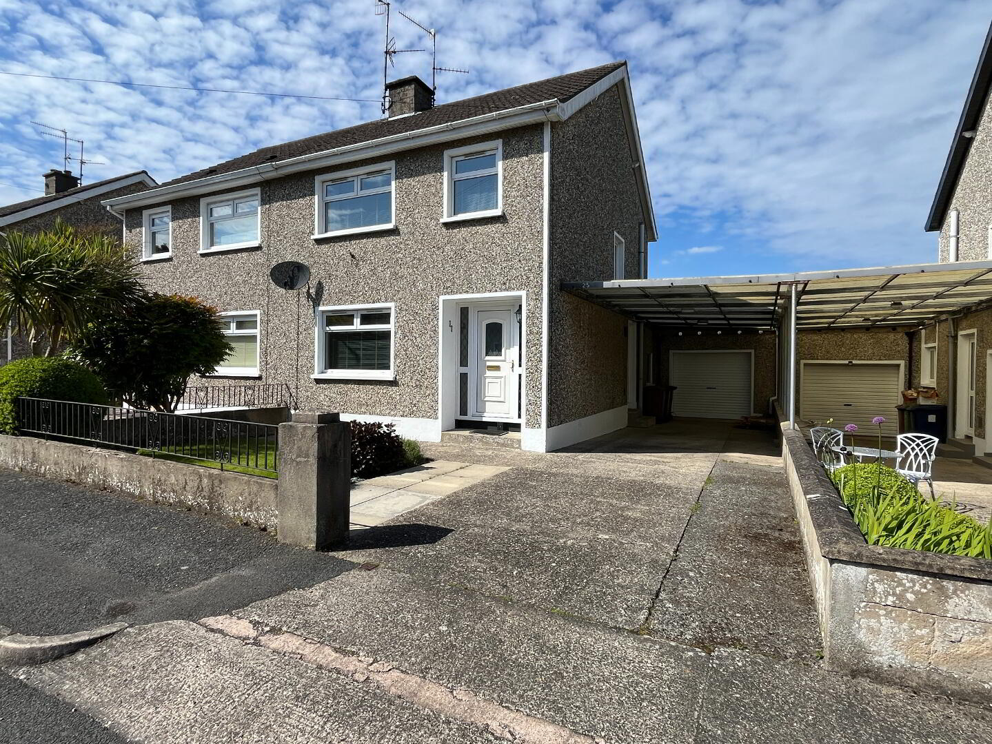 property description image