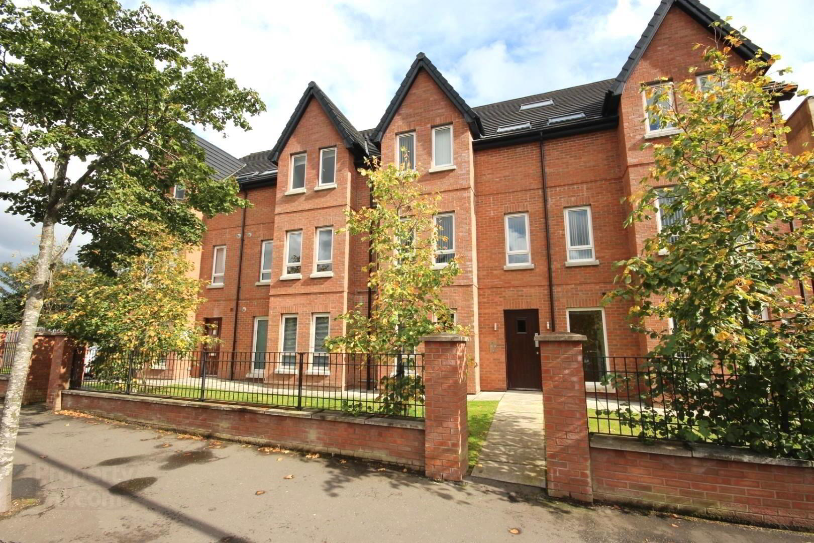 Apartment 6 187 West Circular Road 1 of 9