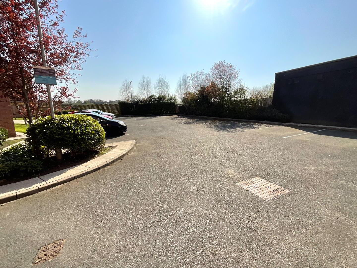 Apartment 6 187 West Circular Road 9 of 9