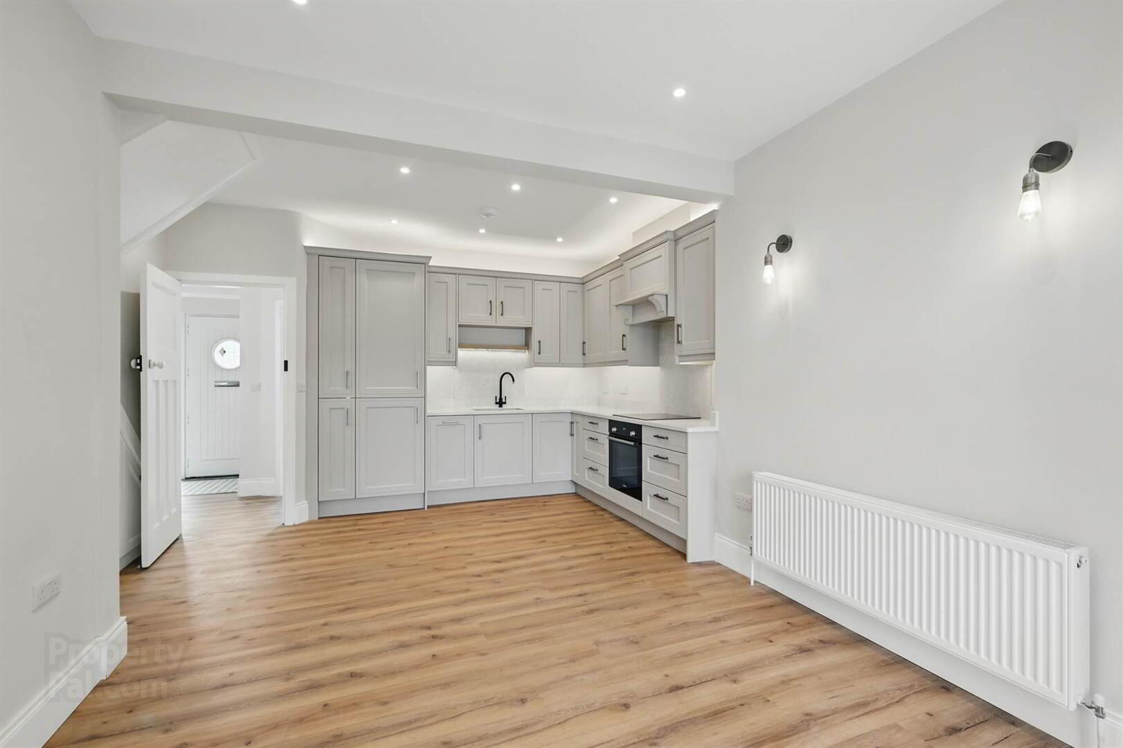 65 Upper Lisburn Road 6 of 21