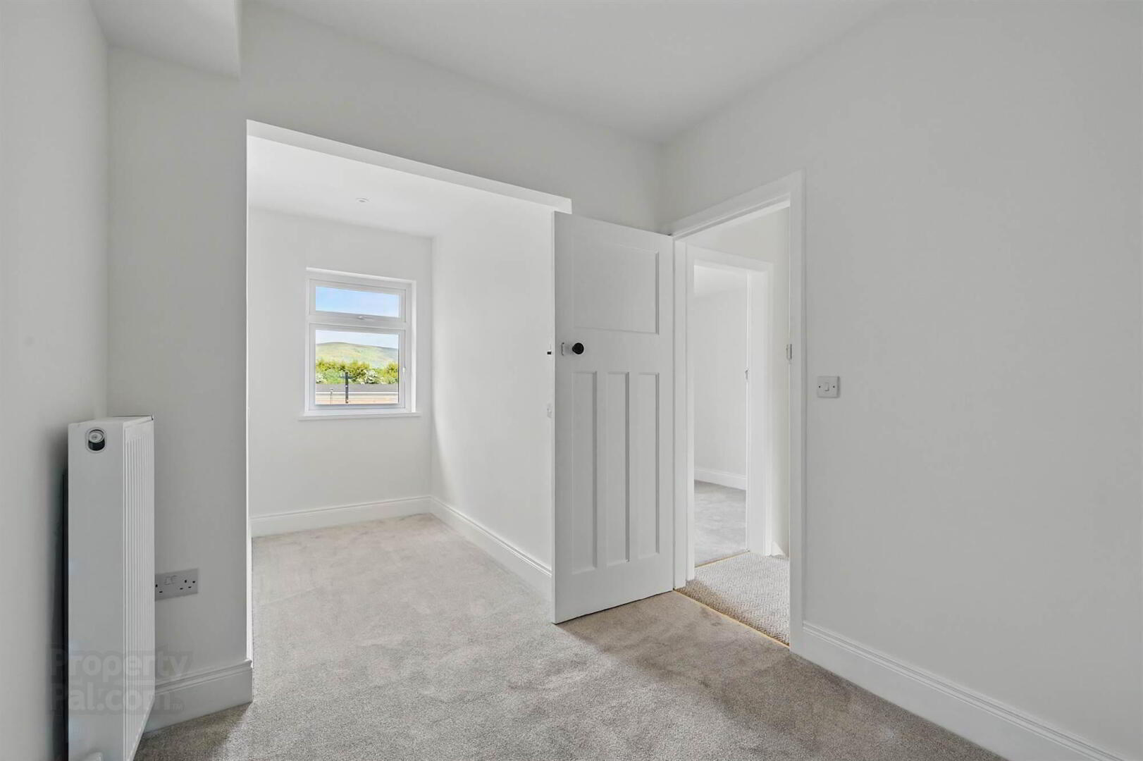 65 Upper Lisburn Road 12 of 21