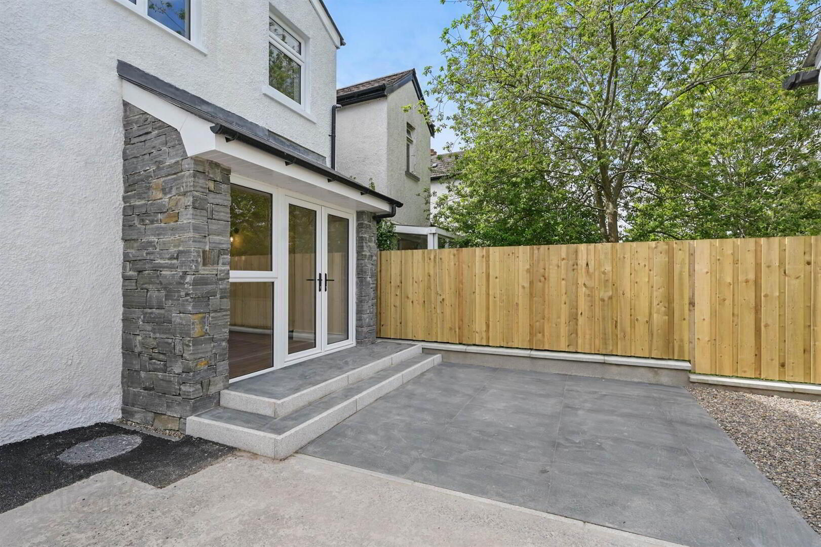 65 Upper Lisburn Road 16 of 21