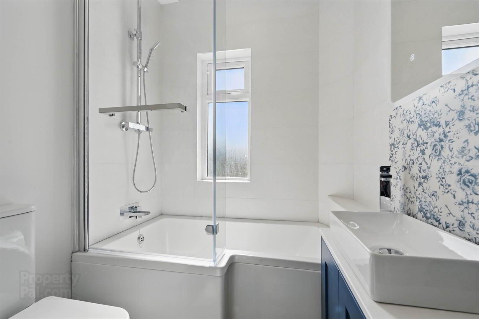 65 Upper Lisburn Road 15 of 21