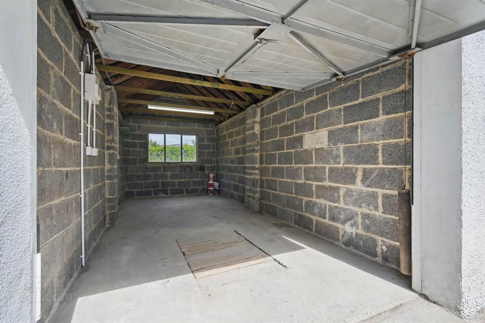 65 Upper Lisburn Road 19 of 21