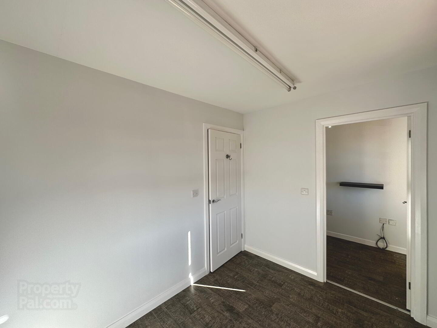 Unit A, 25 Castle Street 9 of 9