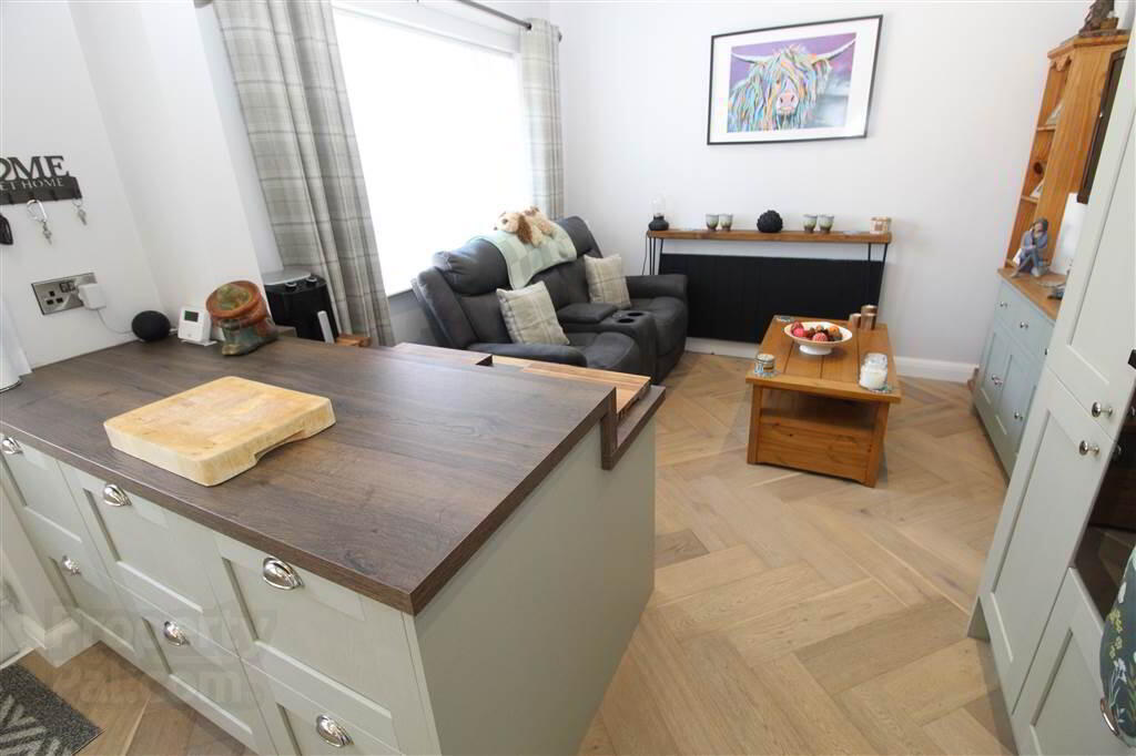 33 Enler Park East 6 of 19
