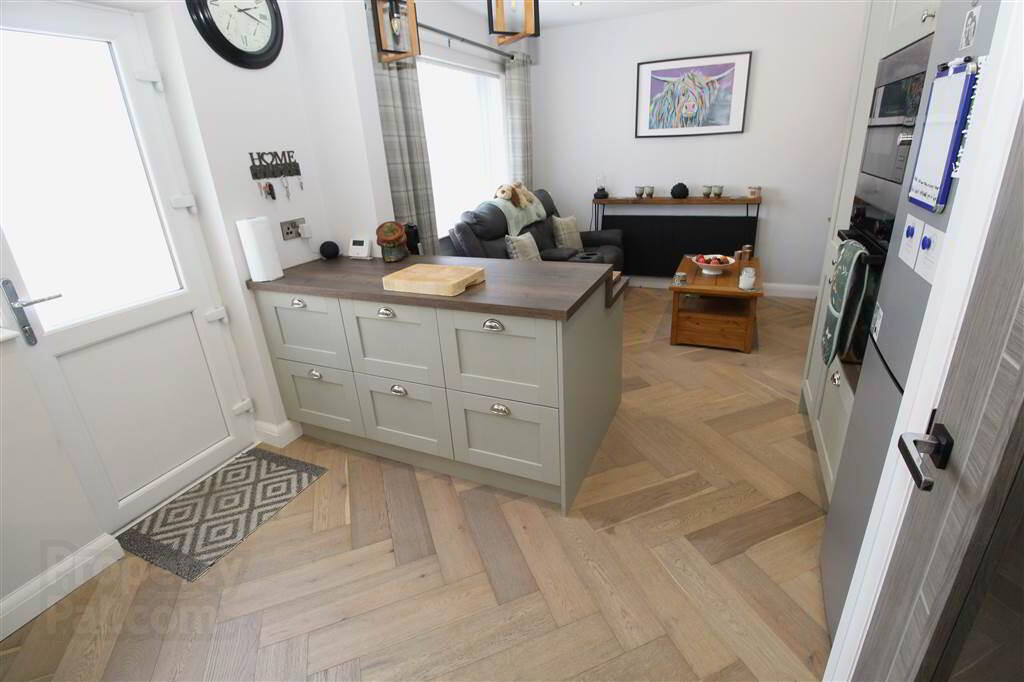33 Enler Park East 5 of 19