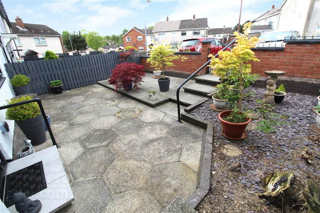 33 Enler Park East 17 of 19