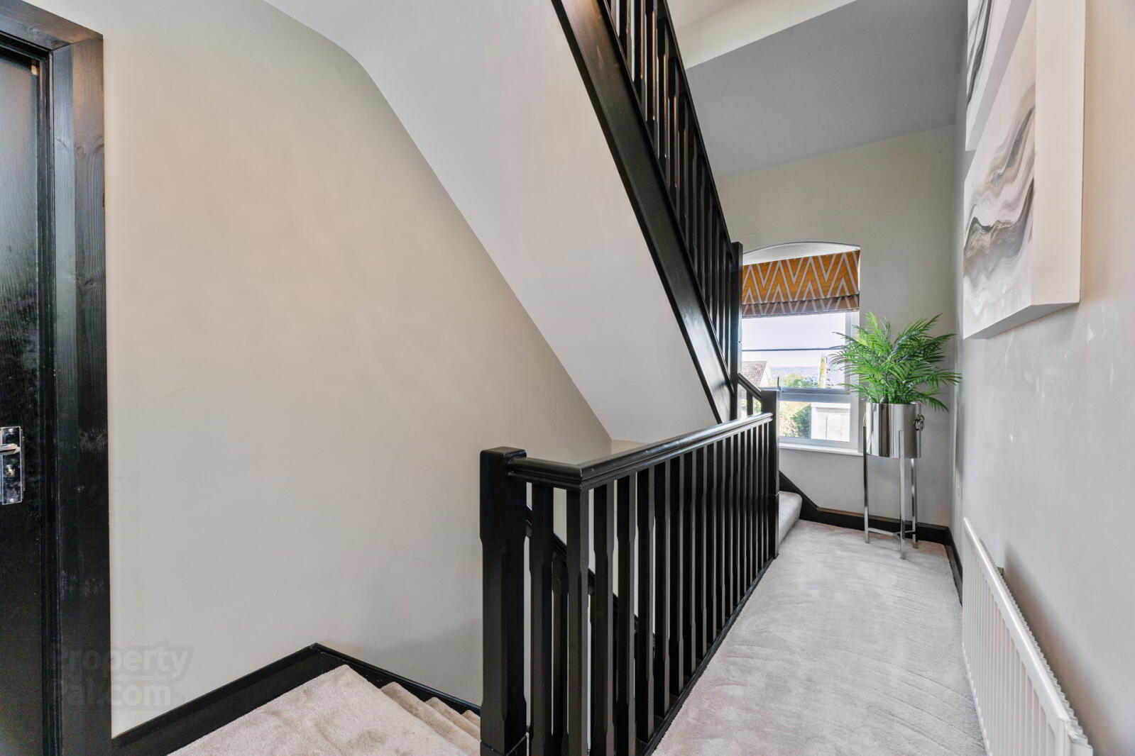 7 Hartley Hall Close 15 of 29