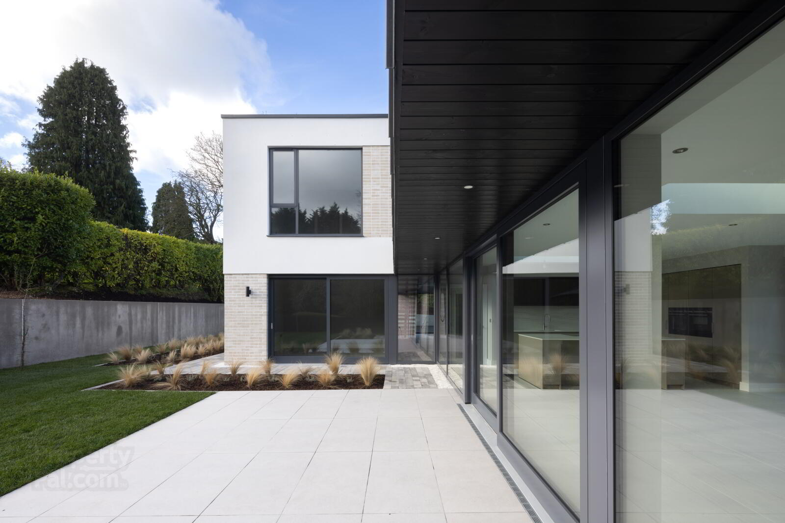 Monad, 7a Glen Road 42 of 54