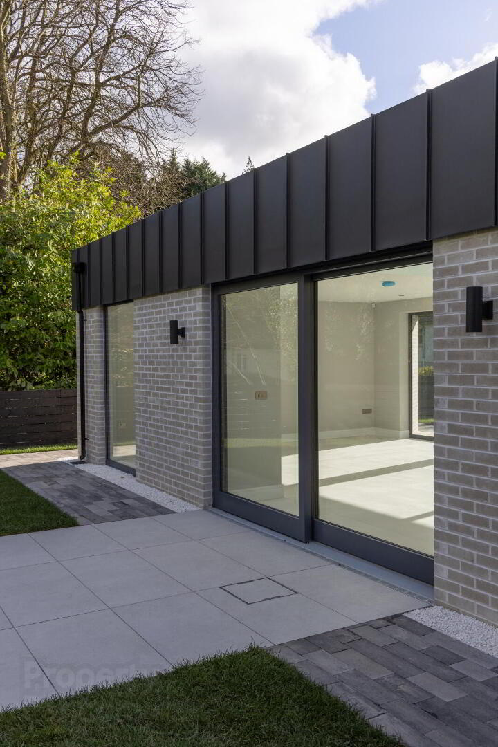 Monad, 7a Glen Road 43 of 54
