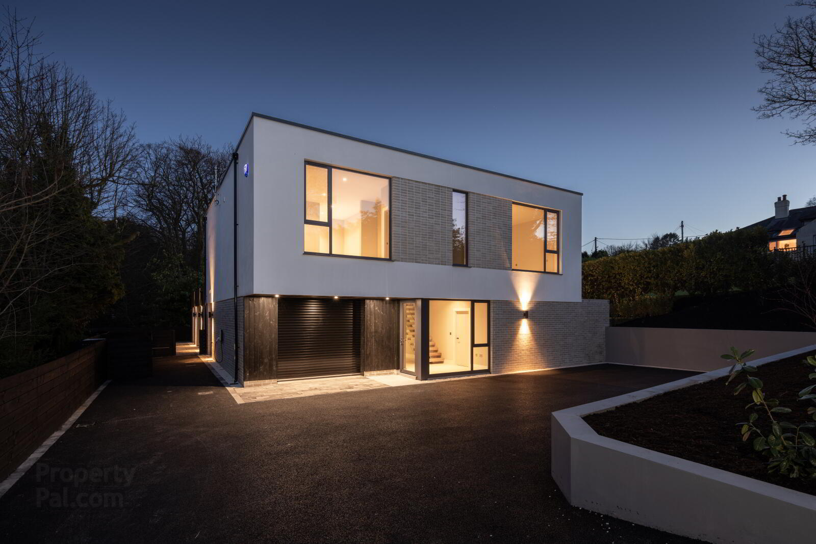 Monad, 7a Glen Road 51 of 54