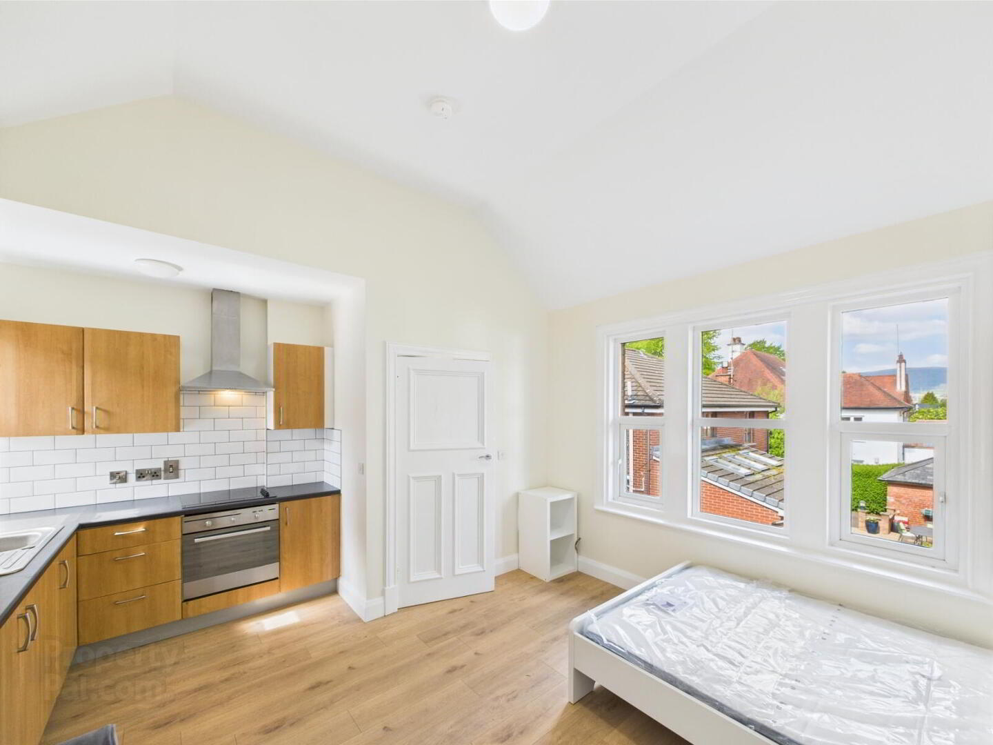 property description image